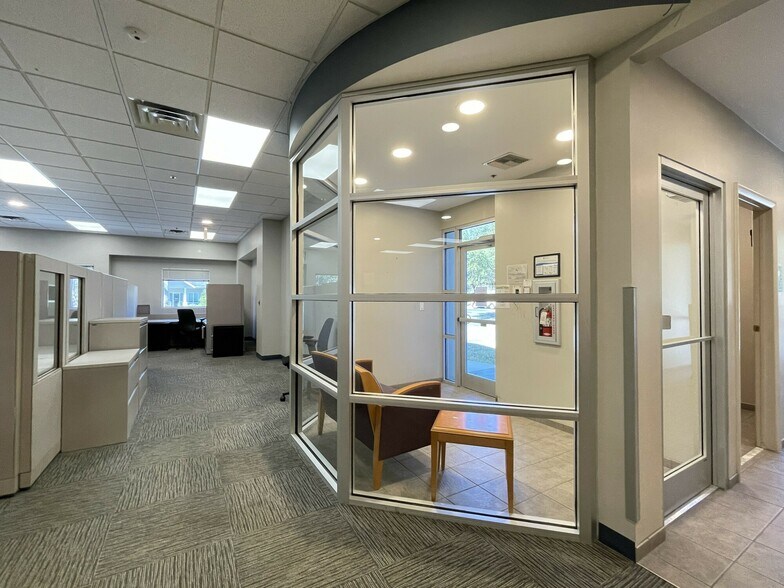More Photos Of 1615 NW 80th Blvd, Gainesville Office For Sale