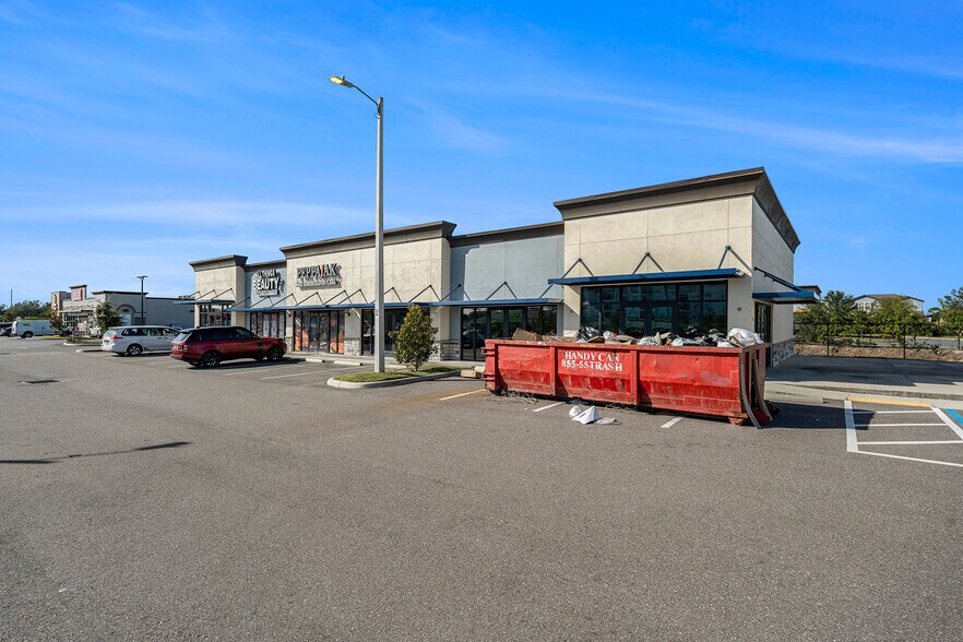 More Photos Of 9070 Progress Blvd, Riverview General Retail For Lease