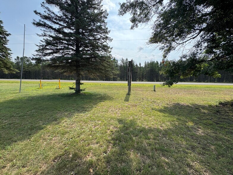 More Photos Of 2480 W Highway 63, Springbrook Warehouse For Sale