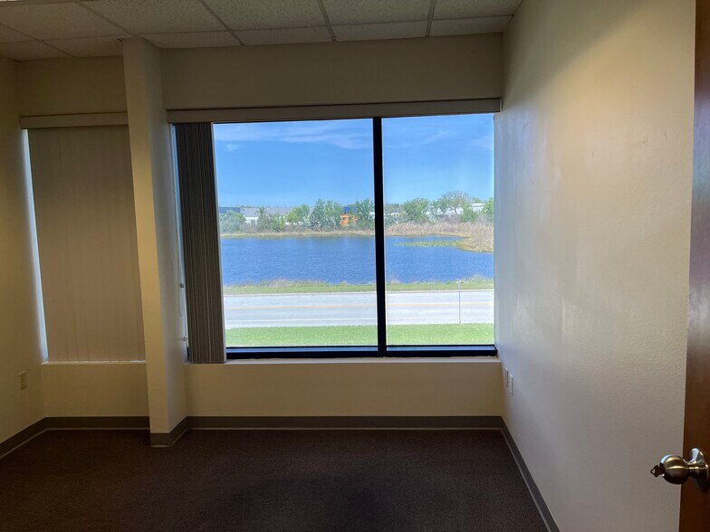 More Photos Of 4502 35th St, Orlando Office Residential For Lease