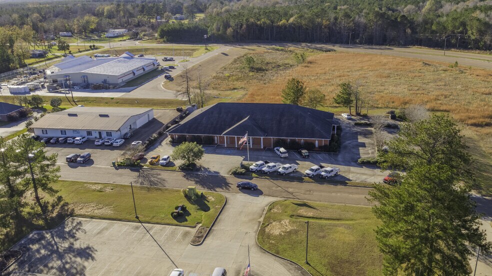 More Photos Of 1395 Johnny Johnson Dr, Brookhaven Office For Sale
