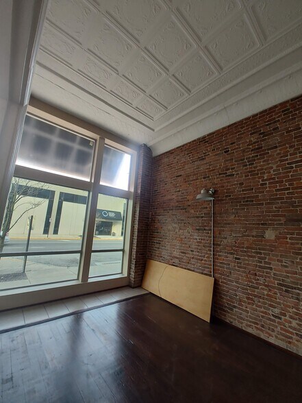 More Photos Of 163 E Center St, Marion Coworking Space