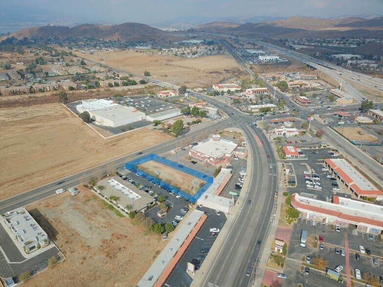 More Photos Of 417 Diamond Dr, Lake Elsinore Land For Sale
