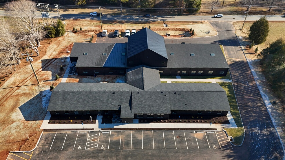 More Photos Of 2339 Odell School Rd, Concord Medical For Lease