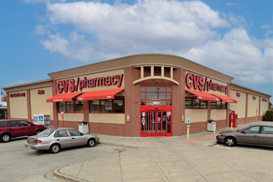 Primary Photo Of 10420 Grand Ave, Franklin Park Drugstore For Lease