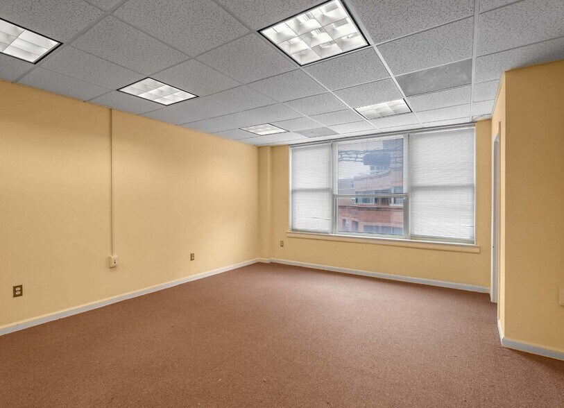 More Photos Of 1420 Prince St, Alexandria Office For Lease