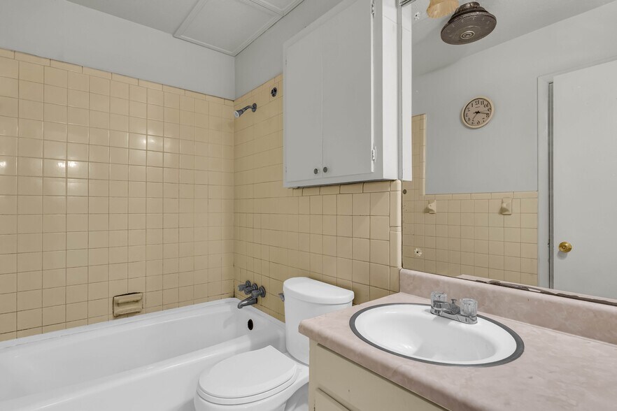 More Photos Of 419 10th St S, Columbus Apartments For Sale