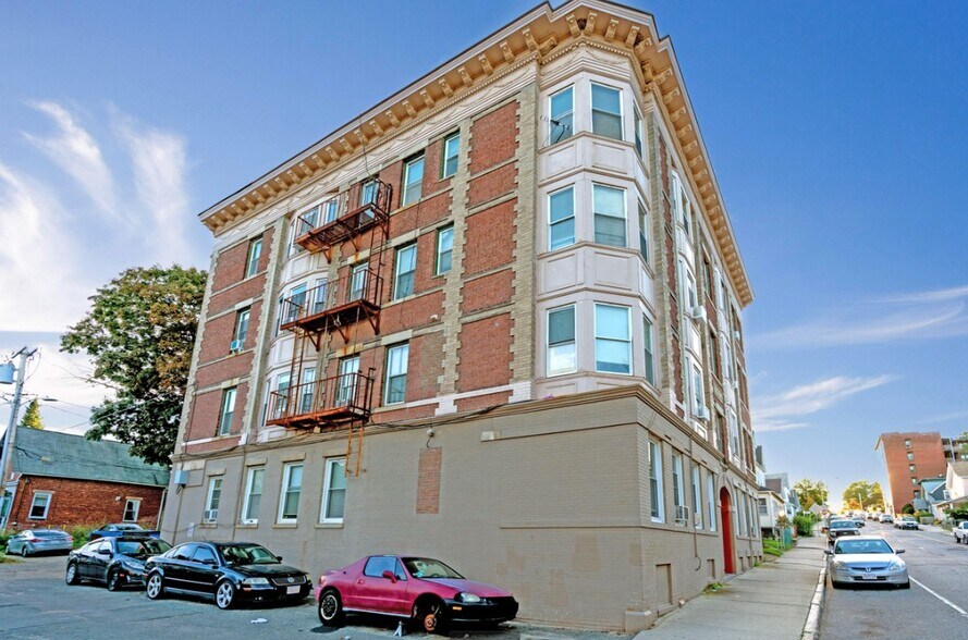 More Photos Of 948 Dwight St, Holyoke Apartments For Sale