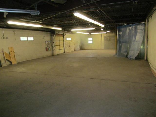 More Photos Of 50 Woodstock Rd, White River Junction Auto Repair For Sale