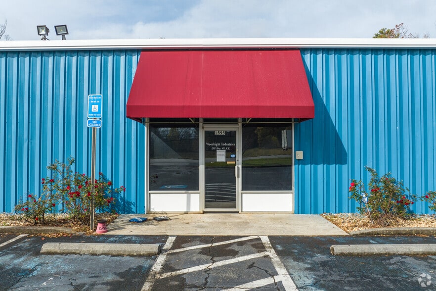 More Photos Of 1595 Highway 411 NE, Cartersville Service For Lease