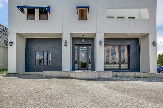 More Photos Of 250 W Olmos Dr, San Antonio Storefront Retail Office For Lease