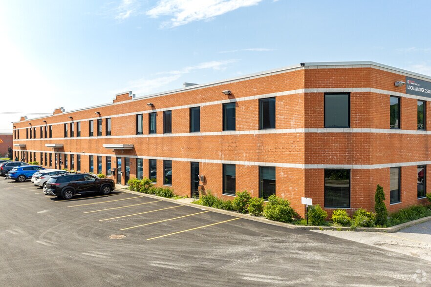 Primary Photo Of 1180-1190 Rue Lévis, Terrebonne Flex For Lease