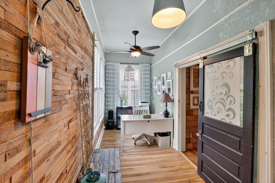 More Photos Of 178 S Caldwell St, Brevard Specialty For Sale