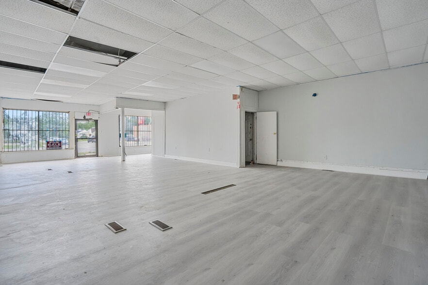 More Photos Of 19403 W Warren Ave, Detroit Storefront Retail Residential For Sale