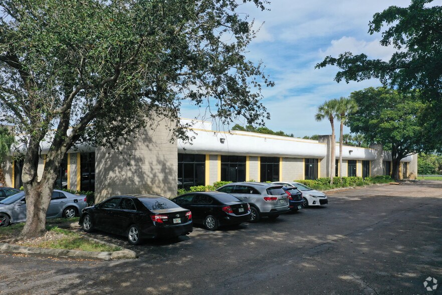 More Photos Of 1700 NW 65th Ave, Plantation Light Distribution For Lease