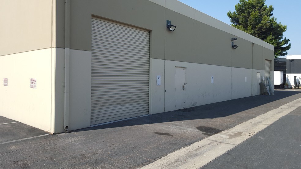 More Photos Of 1442 N Hundley St, Anaheim Warehouse For Lease