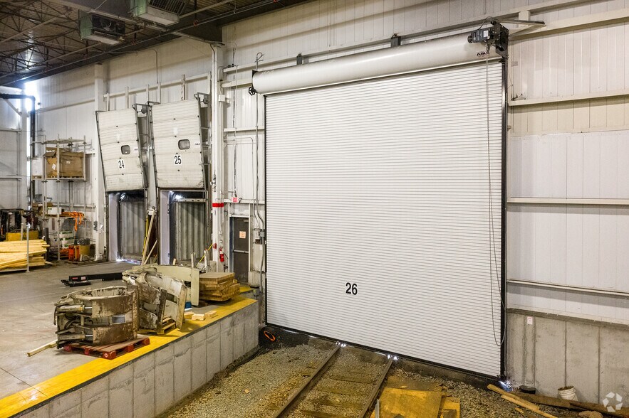 More Photos Of 3001 Woodbridge Ave, Edison Warehouse For Lease