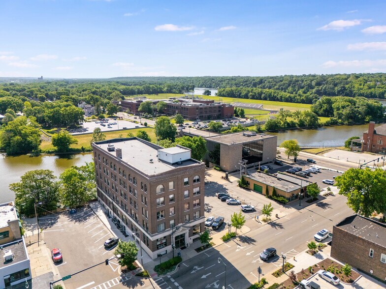 More Photos Of 628-630 Columbus St, Ottawa Loft Creative Space For Sale