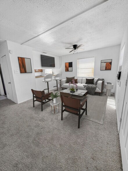 More Photos Of 1105 Westwood Ln, Giddings Apartments For Sale