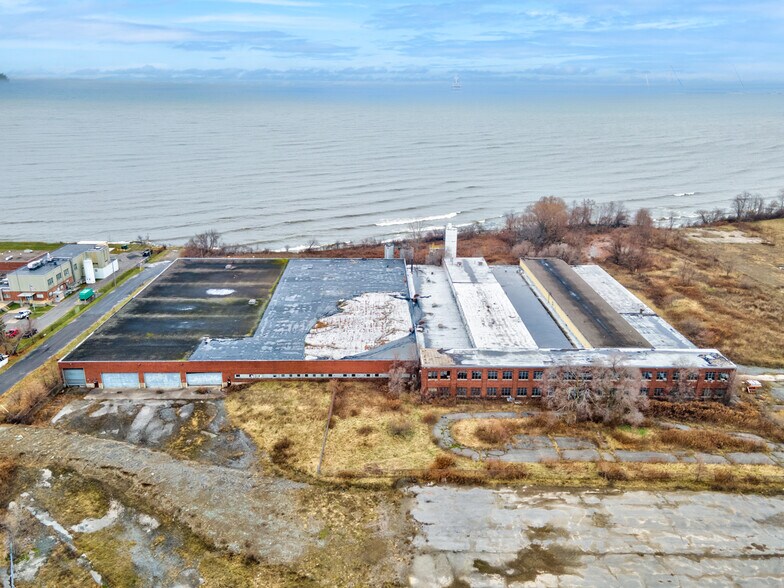 More Photos Of 91 Michell St, Oswego Warehouse For Sale