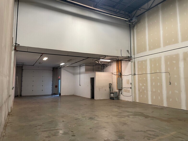 More Photos Of 18669 52nd Ave, Surrey Warehouse For Sale