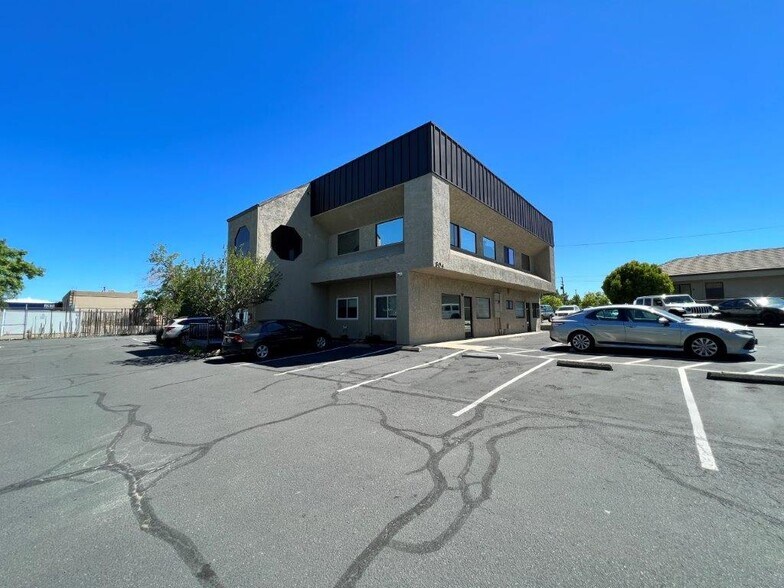 More Photos Of 804 E Cypress Ave, Redding Office For Sale