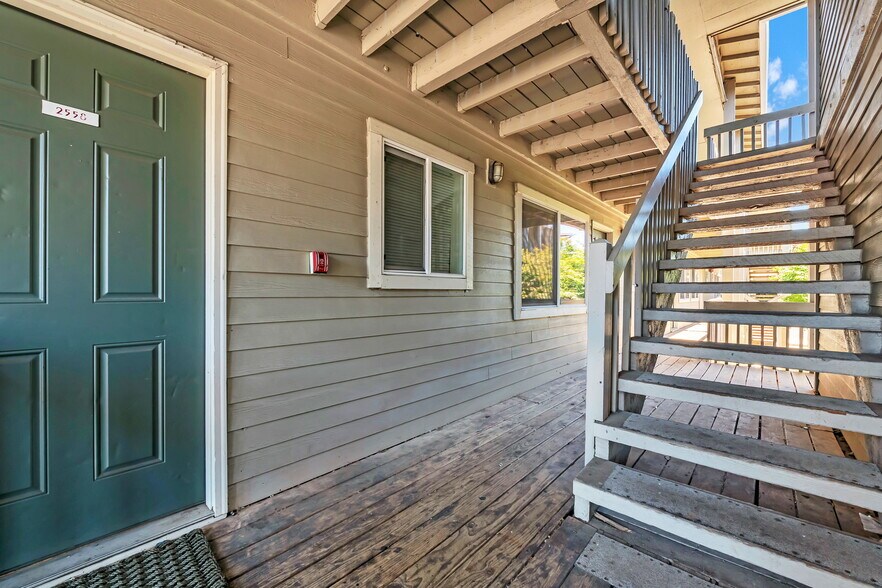 More Photos Of 2520 Hyacinth St NE, Salem Apartments For Sale