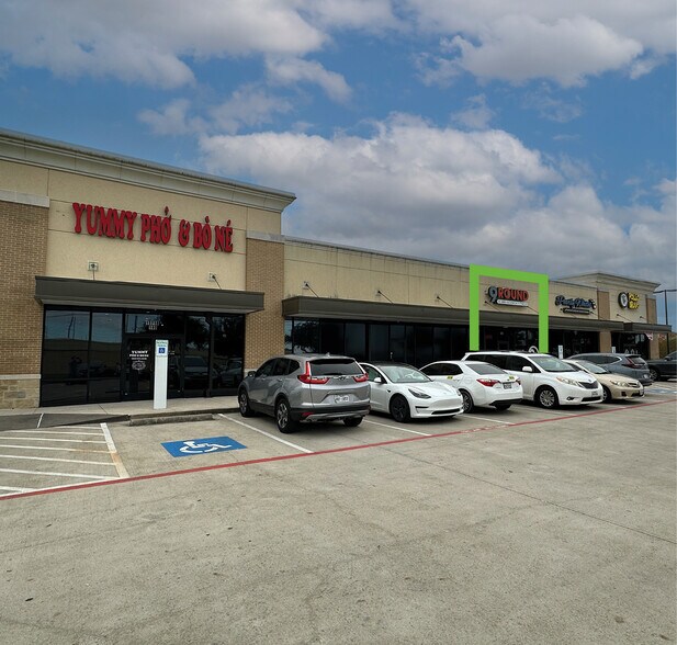 More Photos Of 15718 S Highway 288, Pearland Unknown For Lease