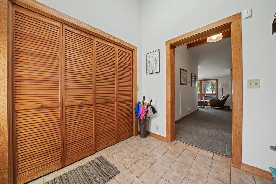 More Photos Of 21376 Consolation St, Volcano Specialty For Sale