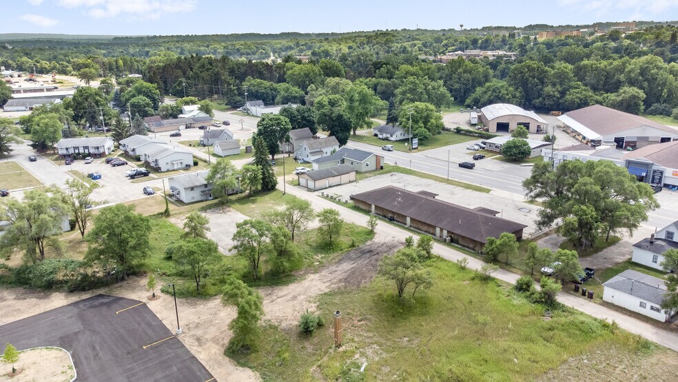 More Photos Of 203 S 3rd Ave, Big Rapids Medical For Sale