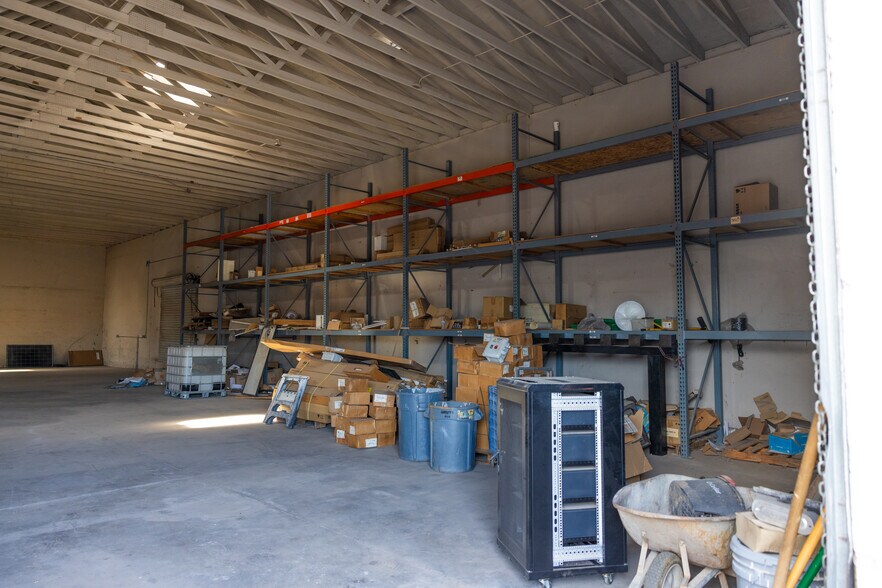 More Photos Of 1302 W Lincoln St, Phoenix Warehouse For Sale