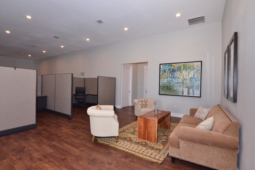 More Photos Of 2440 E Hwy 290, Dripping Springs Medical For Lease