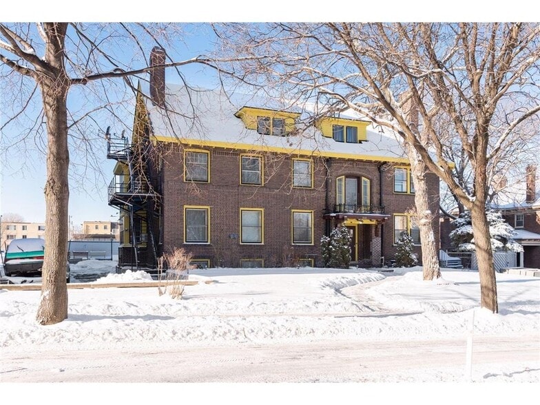 More Photos Of 2110 1st Ave S, Minneapolis Apartments For Sale