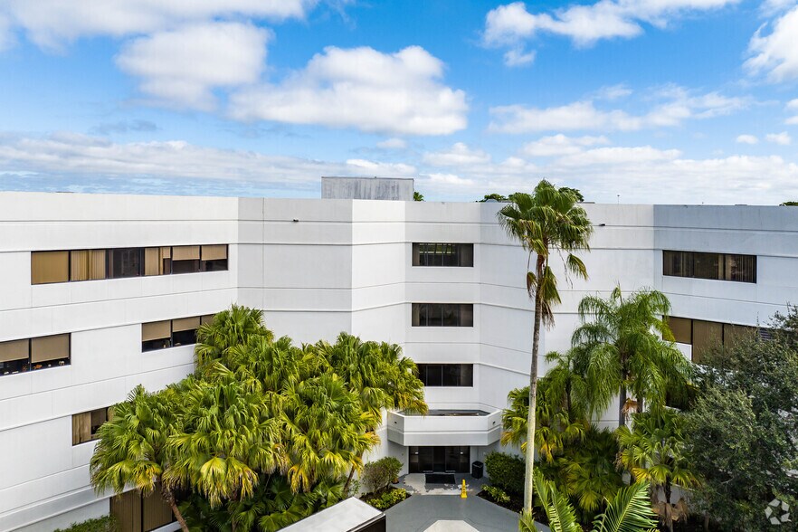 More Photos Of 9050 Pines Blvd, Pembroke Pines Coworking Space