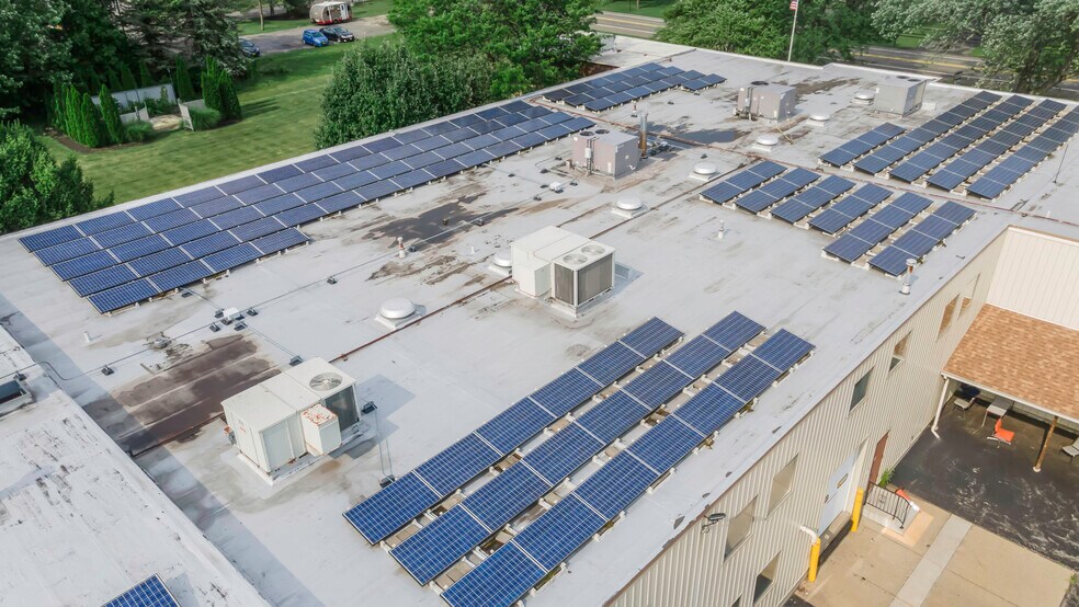 More Photos Of 7290 Nash Rd, North Tonawanda Showroom For Sale