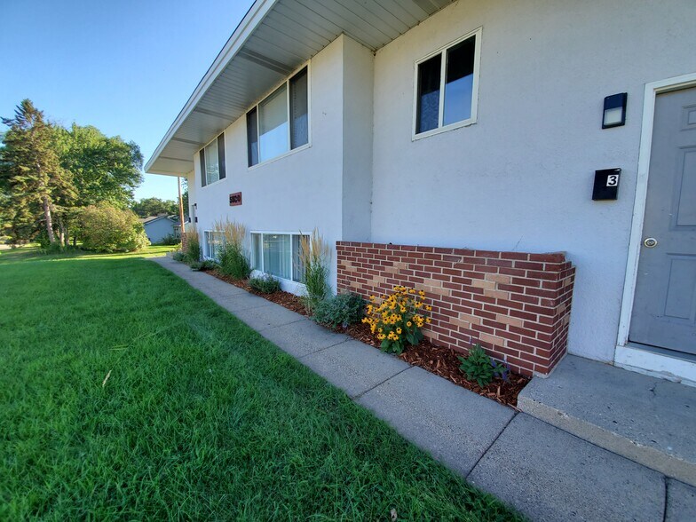 Primary Photo Of 5900 3rd St NE, Fridley Apartments For Sale