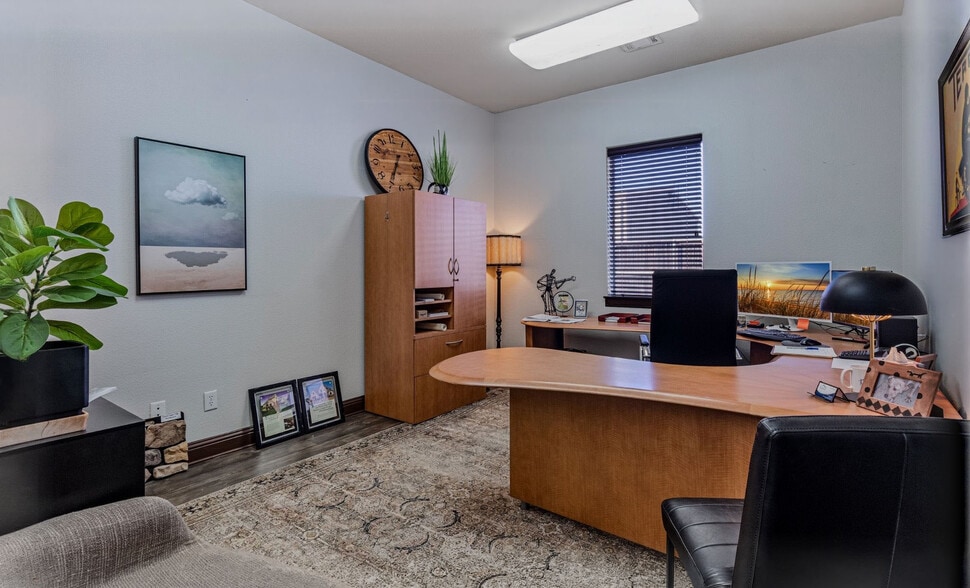 More Photos Of 5857 Park Vista Cir, Keller Office Residential For Sale