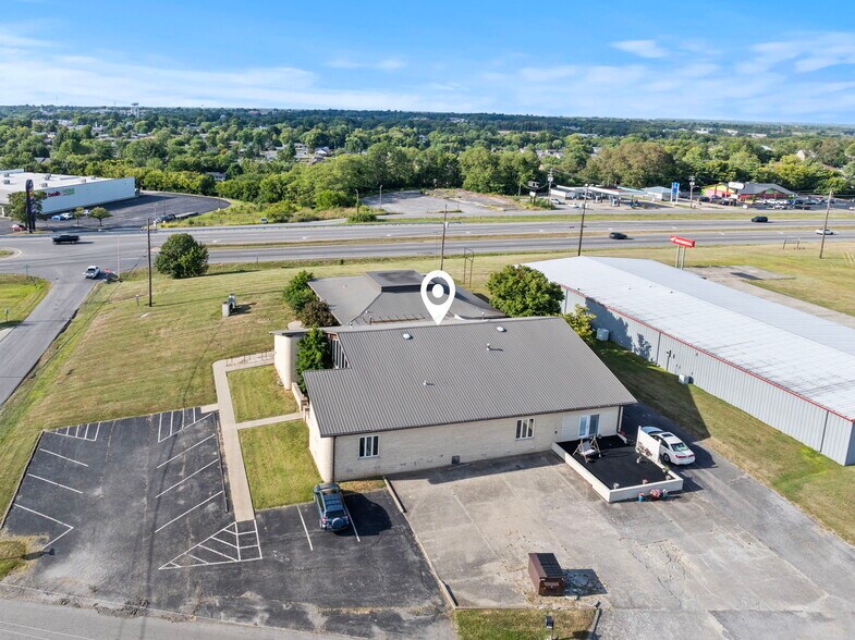 More Photos Of 100 Brenda Ave, Danville Medical For Sale