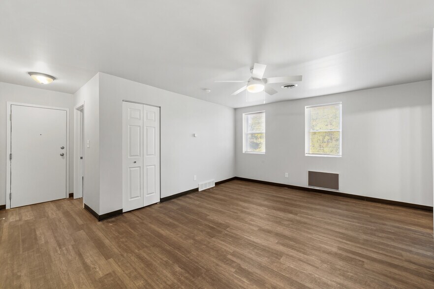 More Photos Of 1105 2nd Ave, Akron Apartments For Sale