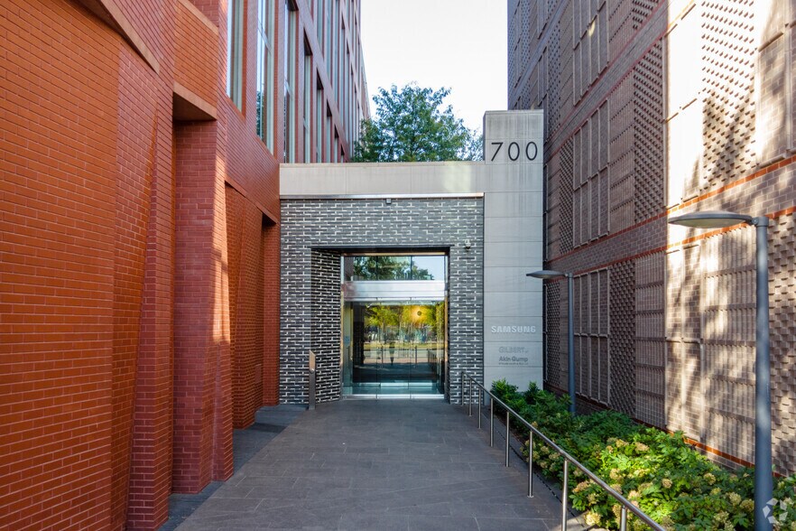 More Photos Of 700 Pennsylvania Ave SE, Washington Office For Sale