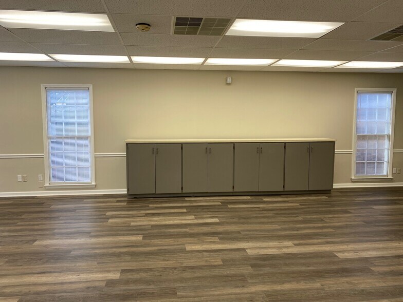 More Photos Of 825 Majestic Ct, Gastonia Medical For Lease