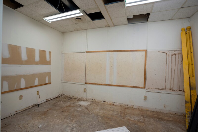 More Photos Of 333 Waller Ave, Lexington Medical For Sale