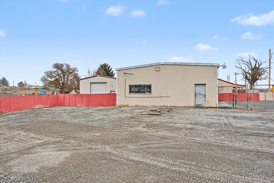 More Photos Of 4150 Stratford Rd NE, Moses Lake Specialty For Sale