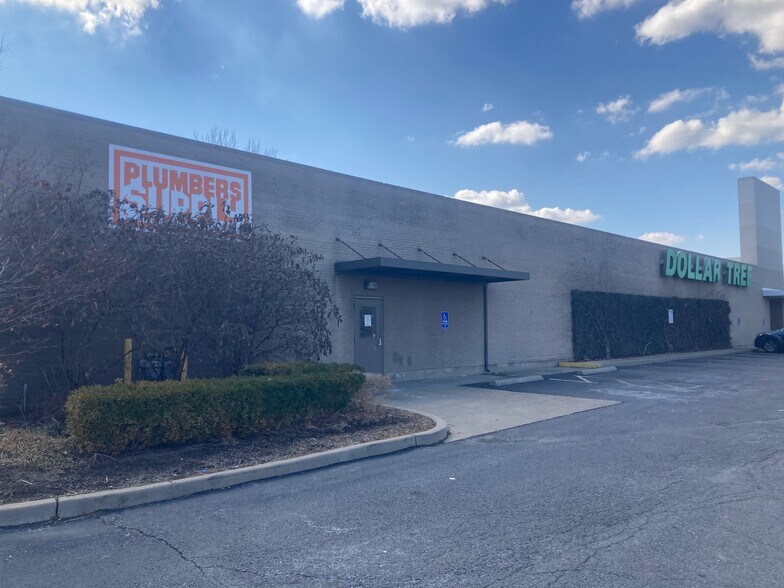 More Photos Of 7800 Morganford Rd, Saint Louis Freestanding For Sale