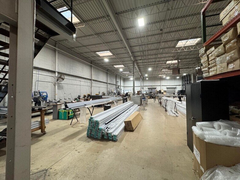 More Photos Of 1330 Livingston Ave, North Brunswick Warehouse For Lease