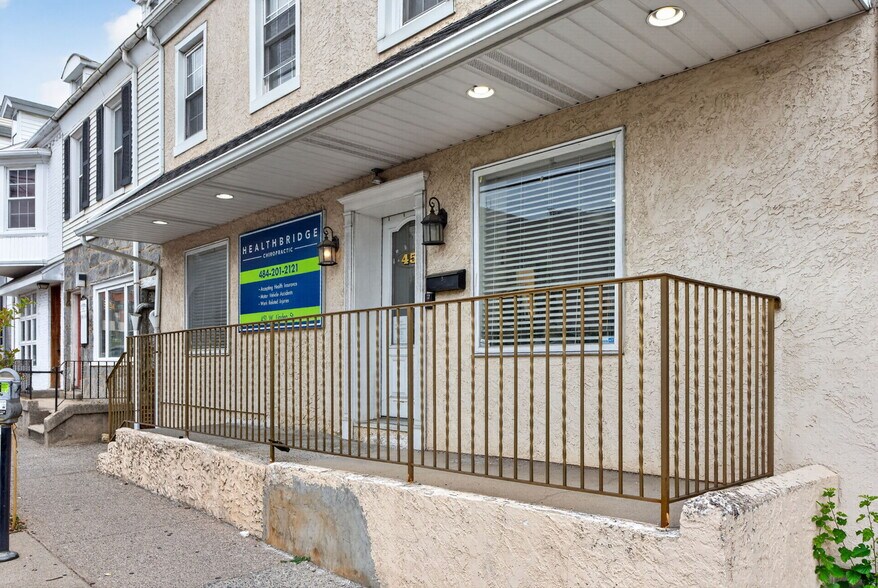 More Photos Of 449-451 W Linden St, Allentown Office For Sale