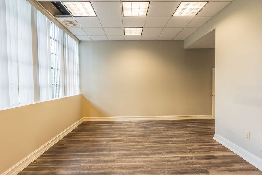 More Photos Of 140 College St, Crofton Schools For Sale