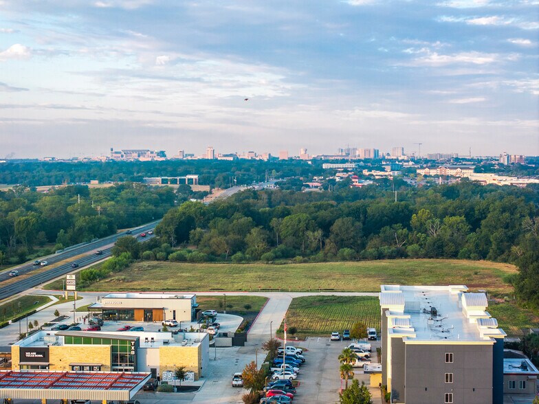 More Photos Of 3031 University Dr E, College Station Land For Sale