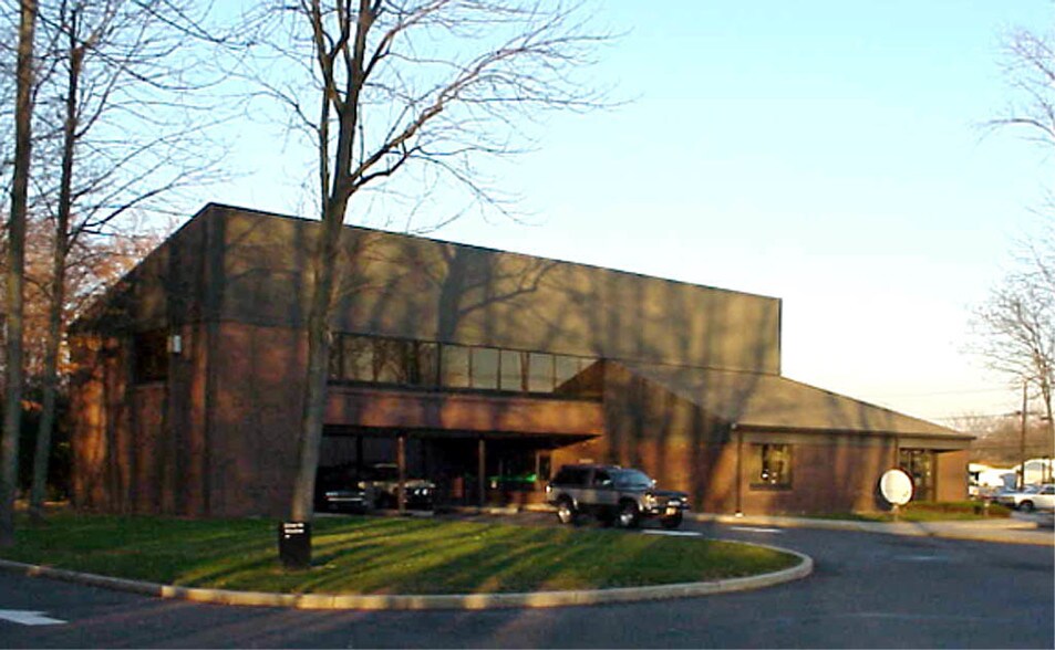 More Photos Of 2 Route 31 S, Pennington Bank For Sale