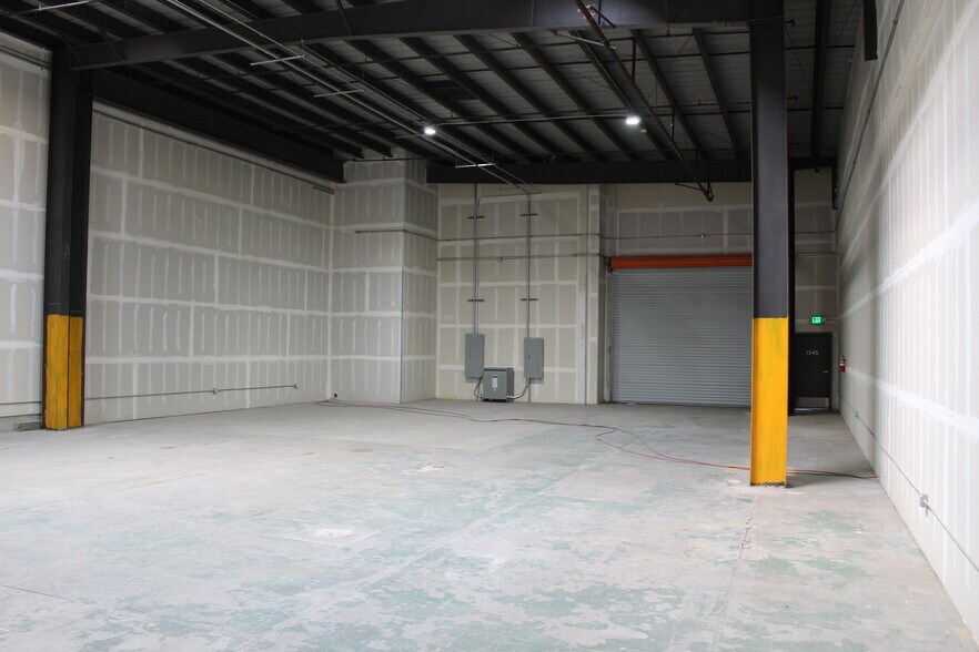 More Photos Of 1351 Orizaba Ave, Long Beach Warehouse For Lease
